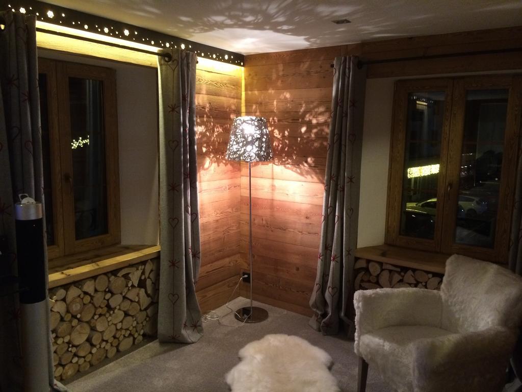 Le Chalet De L'Atelier - Le Nord Champéry Buitenkant foto